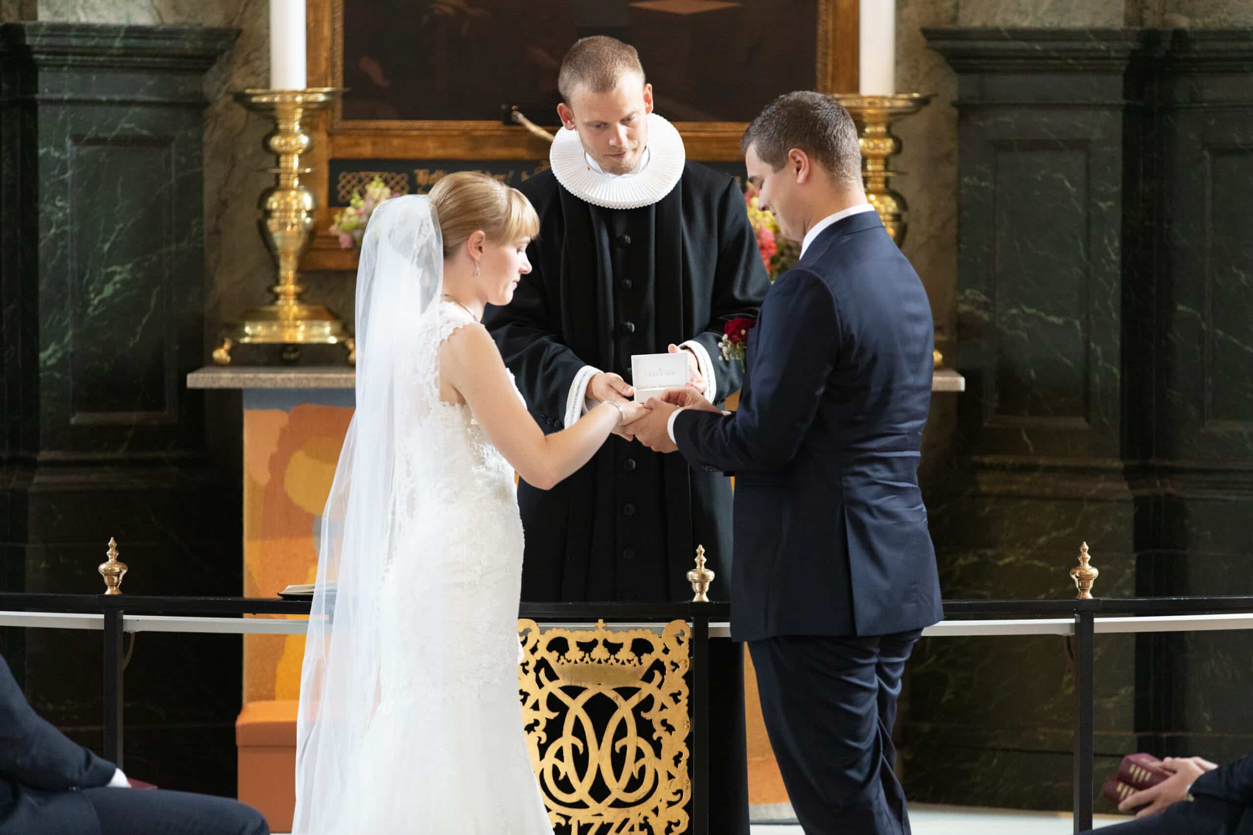 Bryllupsbilleder-Weddingphoto-Weddingphotographer-FredriksbergHave-0021